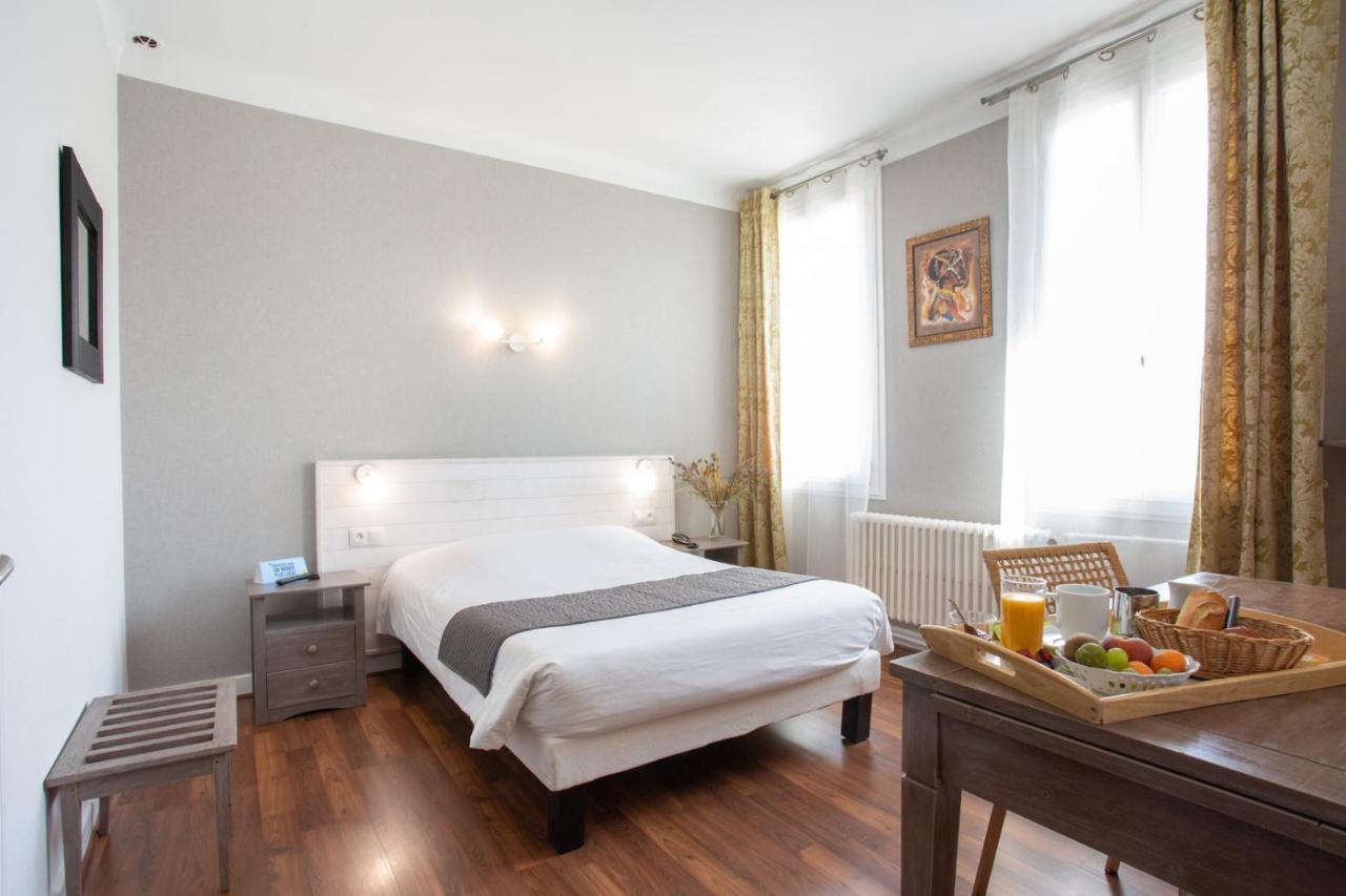 Logis Hotel L'Occitan 2 Etoiles Гайак Экстерьер фото